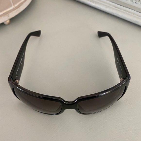 FENDI Sunglasses ?
